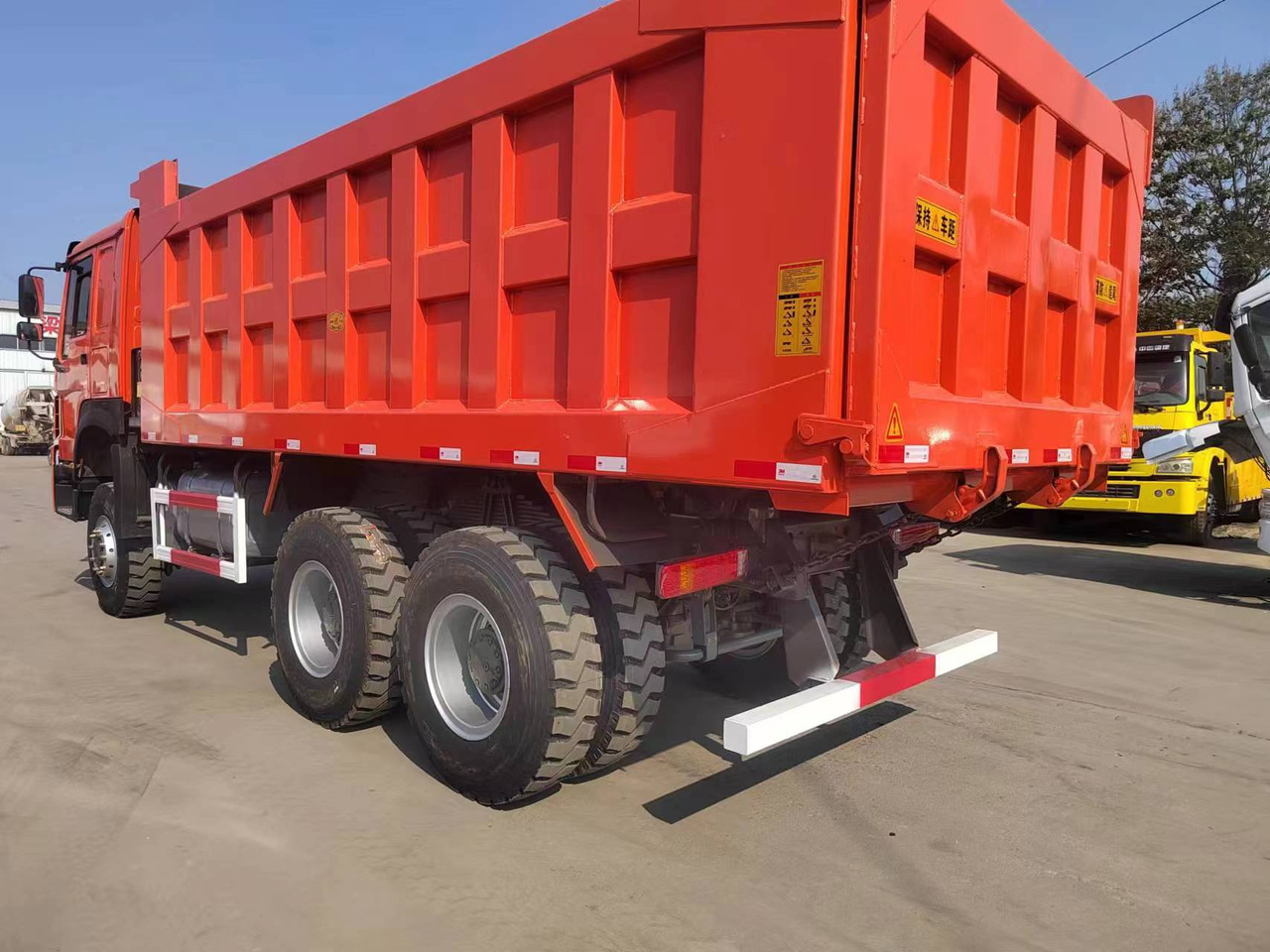 Howo 371 6*4 - Самоскид вантажівка: фото 4 Howo 371 6*4 - Самоскид вантажівка: фото 4