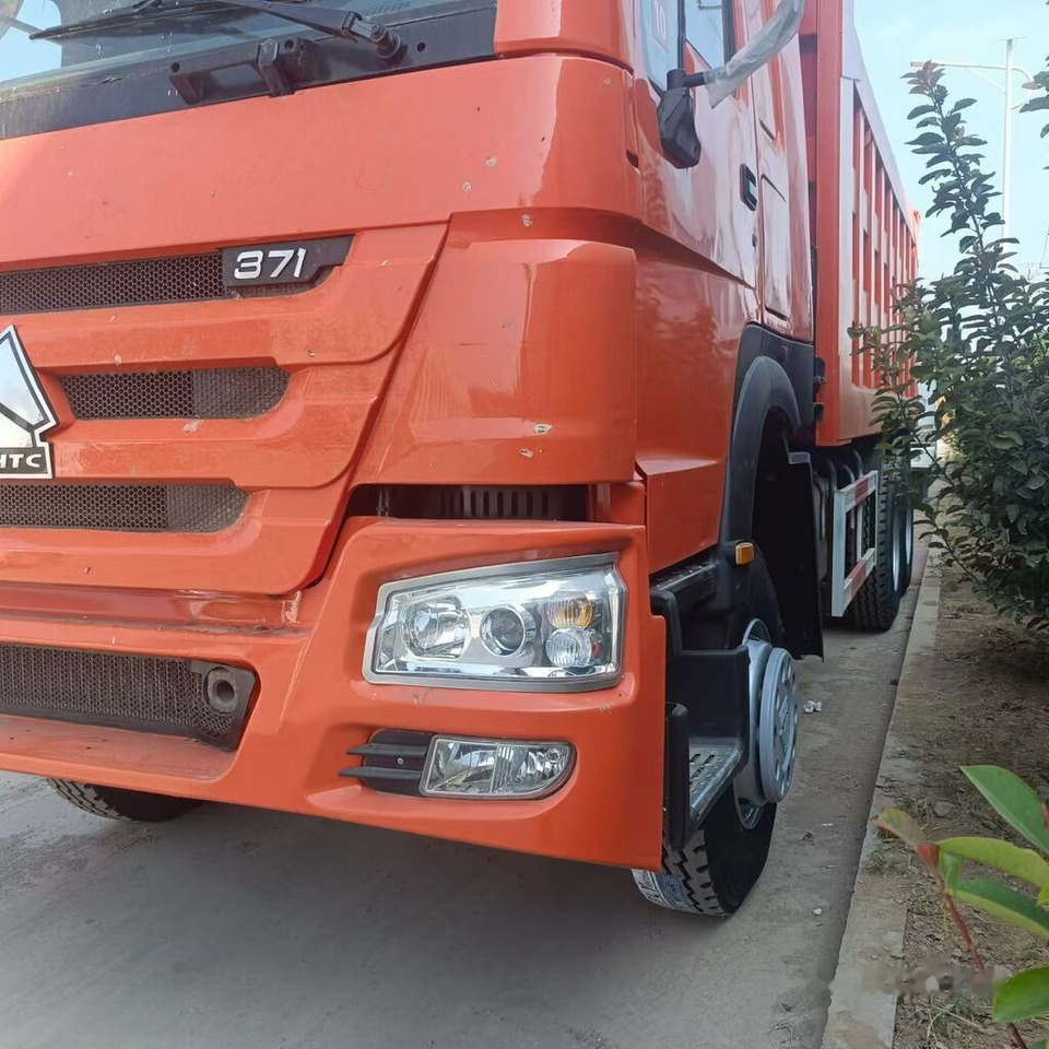 Howo 371 6*4 new tires - Самоскид вантажівка: фото 2 Howo 371 6*4 new tires - Самоскид вантажівка: фото 2