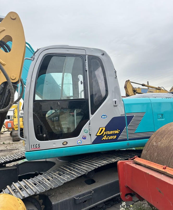 Kobelco SK200 - Гусеничний екскаватор: фото 3 Kobelco SK200 - Гусеничний екскаватор: фото 3