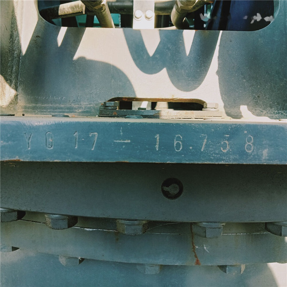 Kobelco SK200D - Гусеничний екскаватор: фото 2 Kobelco SK200D - Гусеничний екскаватор: фото 2