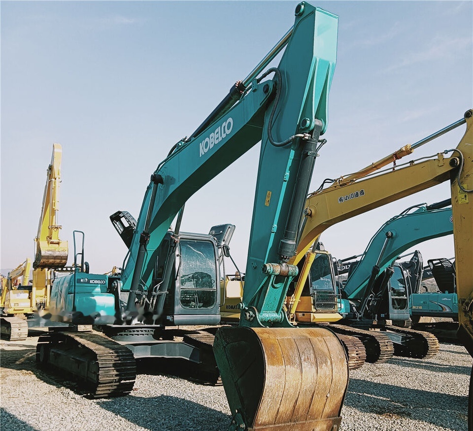 Kobelco SK200D - Гусеничний екскаватор: фото 1 Kobelco SK200D - Гусеничний екскаватор: фото 1