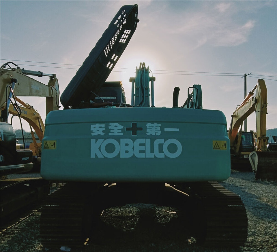 Kobelco SK210 - Гусеничний екскаватор: фото 4 Kobelco SK210 - Гусеничний екскаватор: фото 4