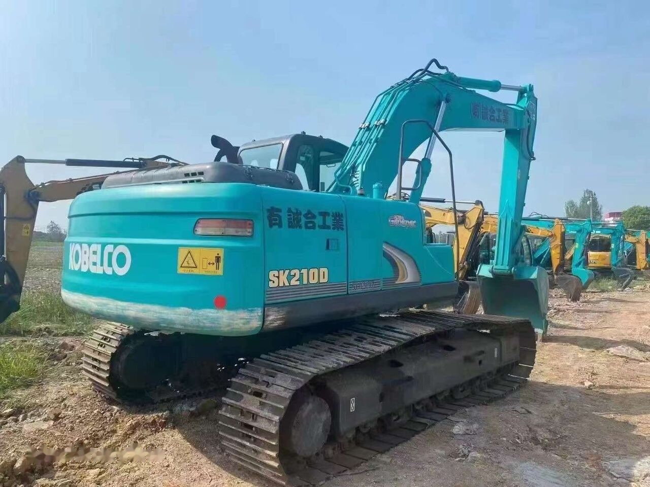 Kobelco SK210D - Гусеничний екскаватор: фото 2 Kobelco SK210D - Гусеничний екскаватор: фото 2