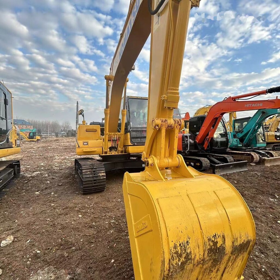 Komatsu PC110 - Гусеничний екскаватор: фото 2 Komatsu PC110 - Гусеничний екскаватор: фото 2