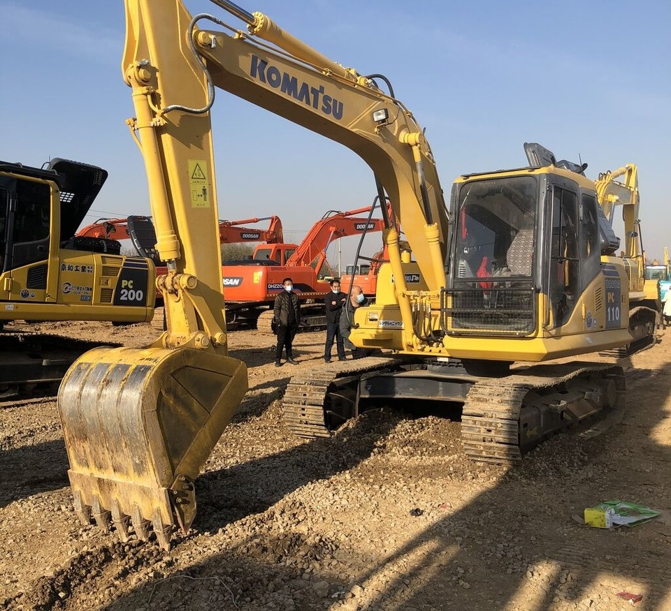 Komatsu PC110 - Гусеничний екскаватор: фото 2 Komatsu PC110 - Гусеничний екскаватор: фото 2