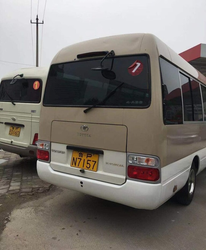 Toyota Coaster - Міський автобус: фото 3 Toyota Coaster - Міський автобус: фото 3