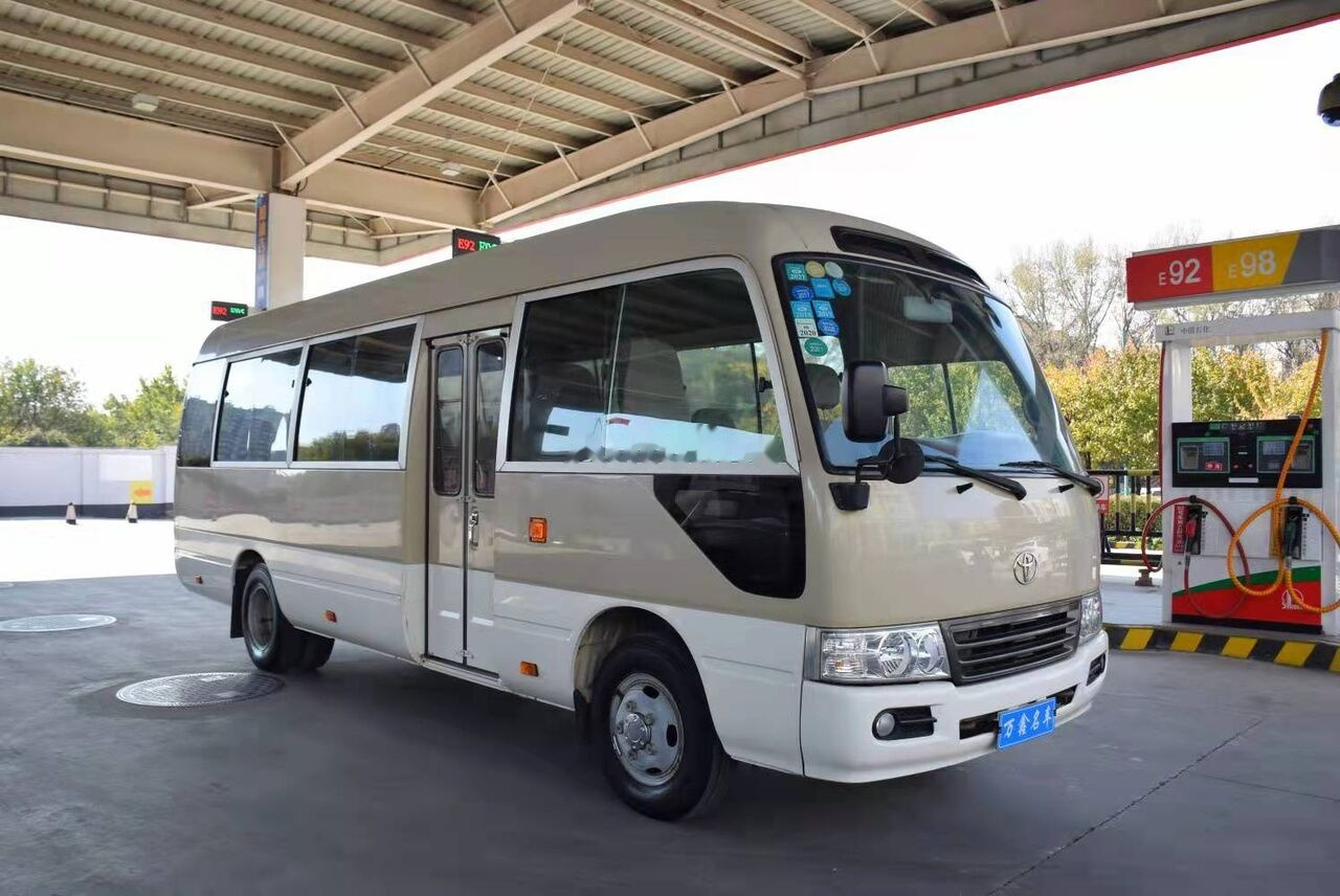Toyota Coaster - Міський автобус: фото 4 Toyota Coaster - Міський автобус: фото 4