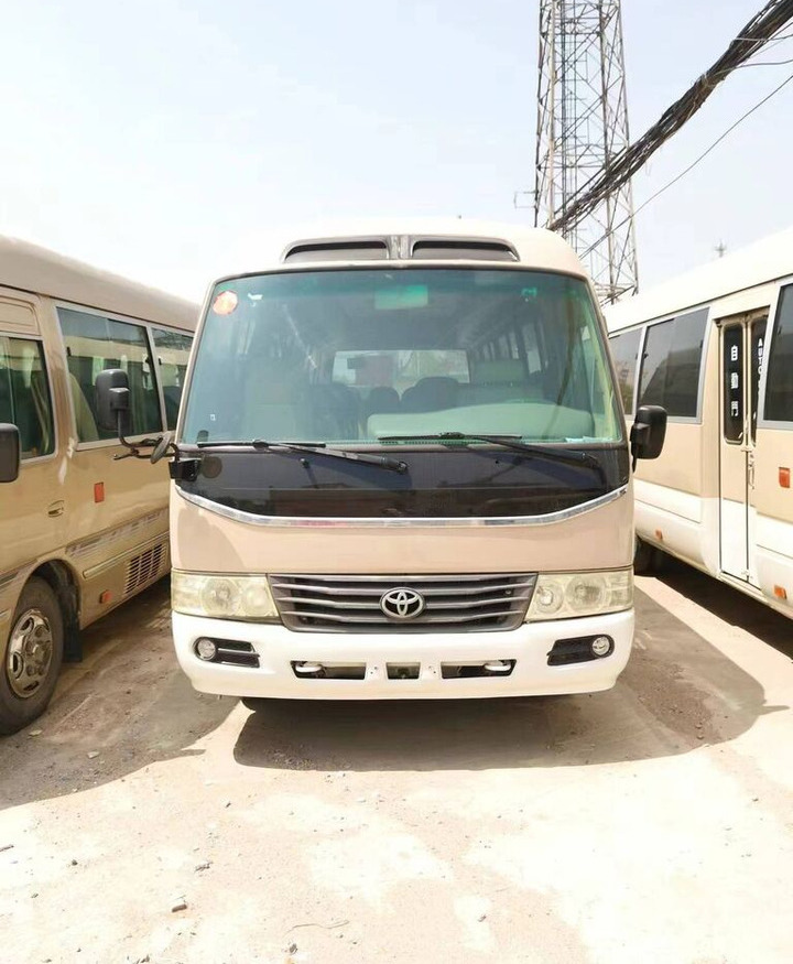 Toyota Coaster - Міський автобус: фото 3 Toyota Coaster - Міський автобус: фото 3