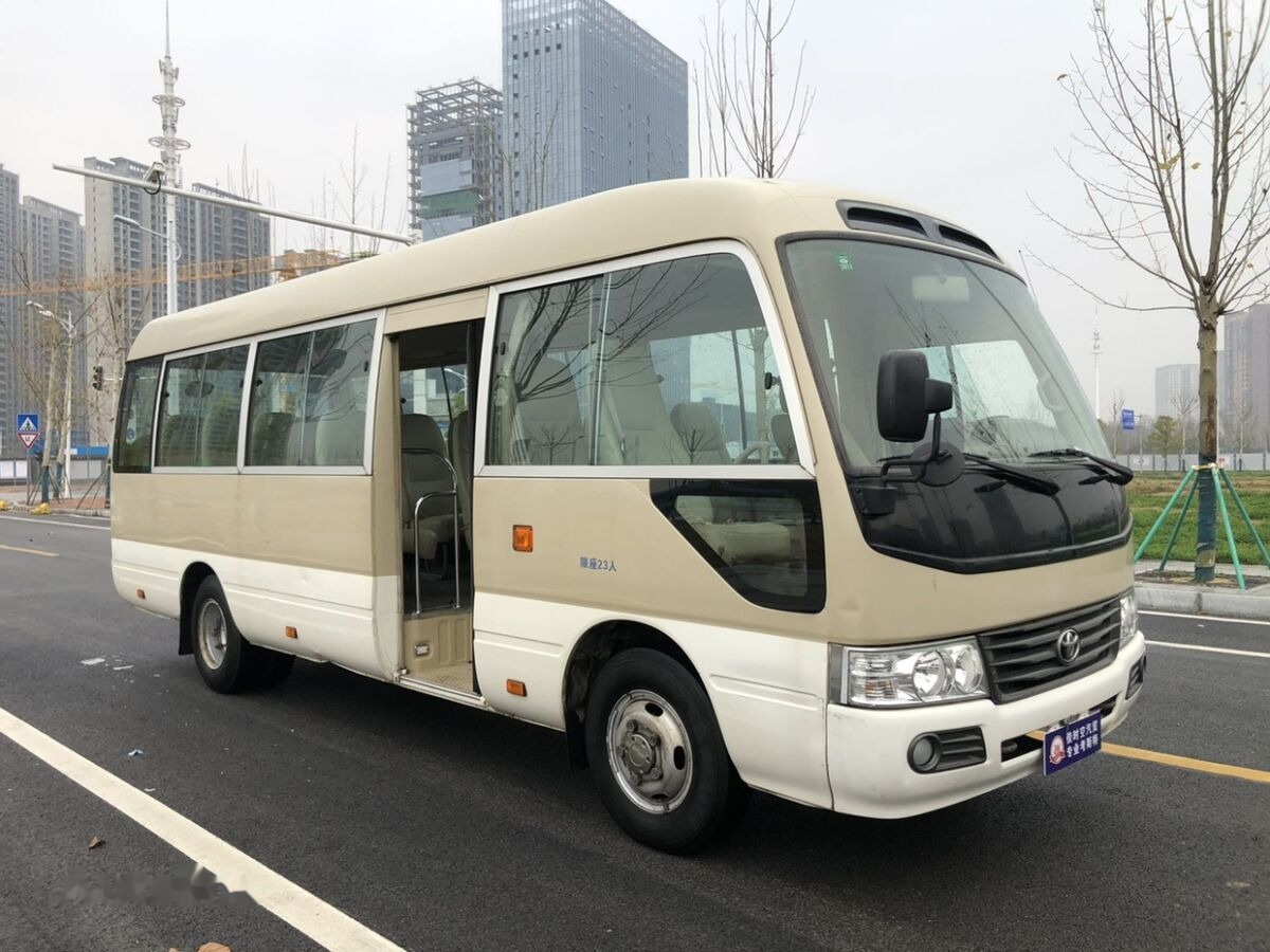 Toyota Coaster - Міський автобус: фото 5 Toyota Coaster - Міський автобус: фото 5