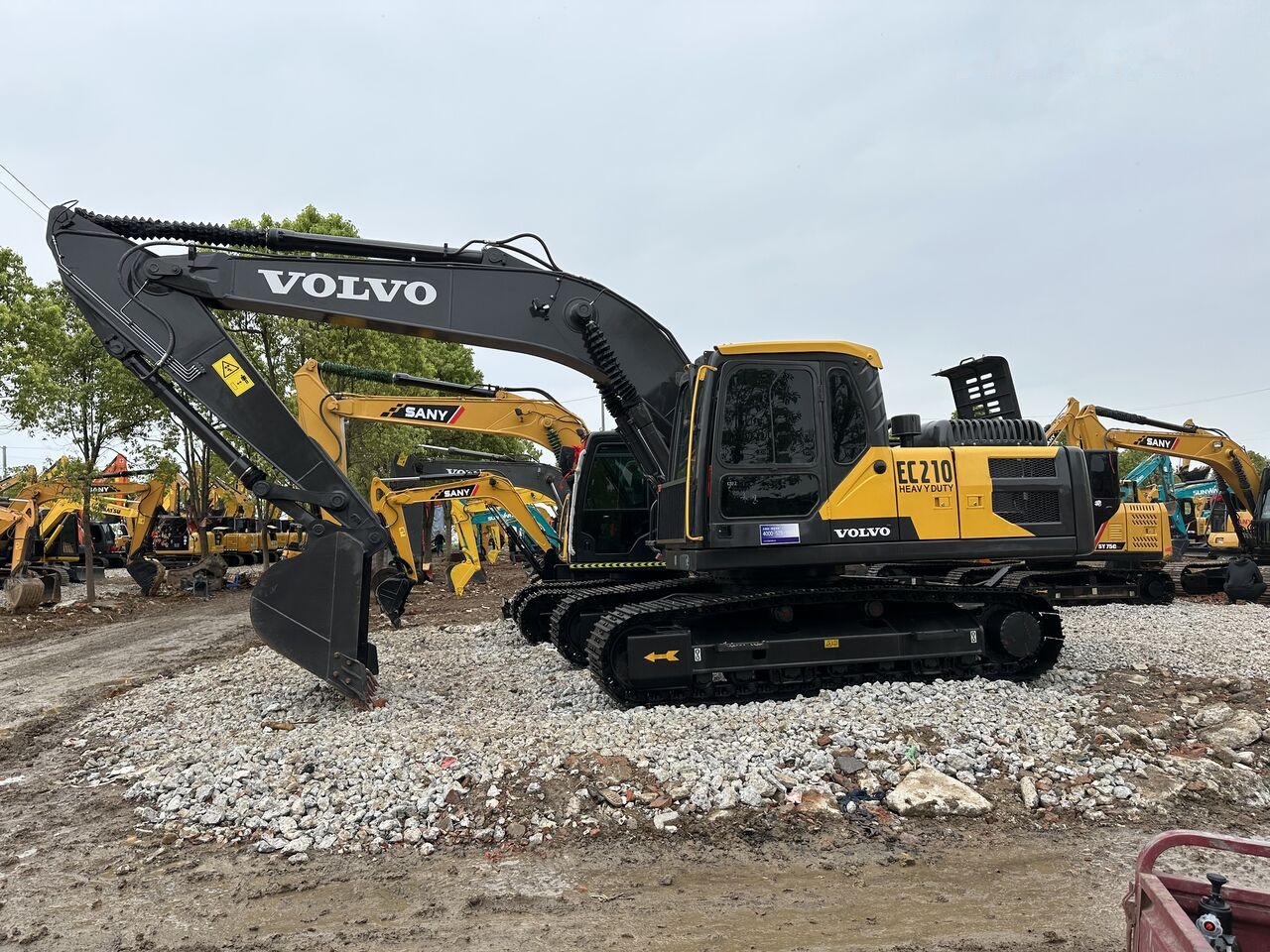 Volvo EC210 - Гусеничний екскаватор: фото 1 Volvo EC210 - Гусеничний екскаватор: фото 1