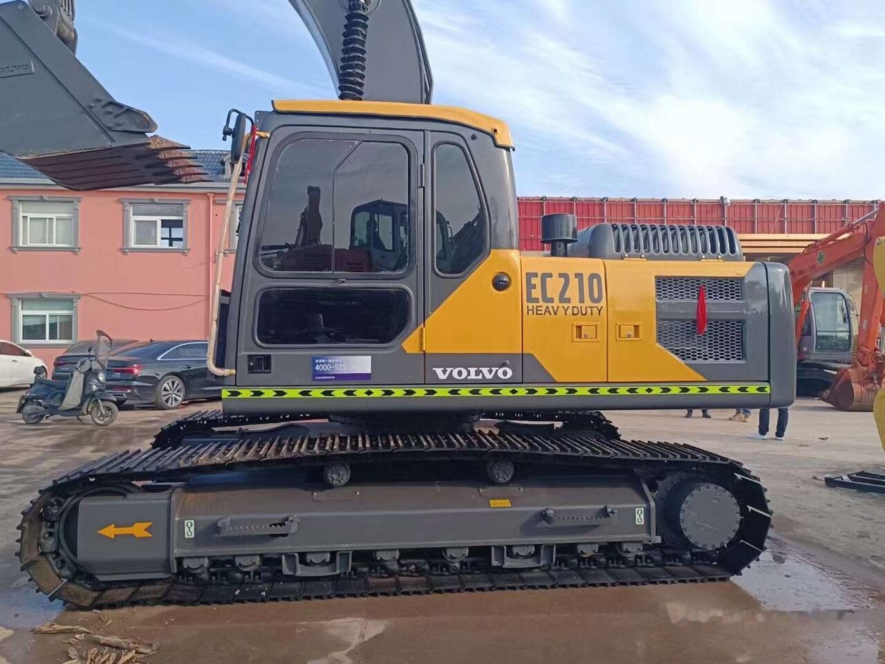 Volvo EC210 - Гусеничний екскаватор: фото 5 Volvo EC210 - Гусеничний екскаватор: фото 5