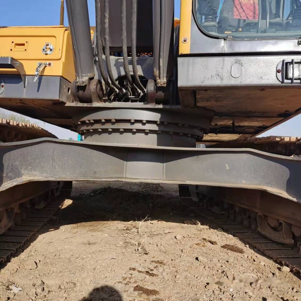 Volvo EC210BLC - Гусеничний екскаватор: фото 1 Volvo EC210BLC - Гусеничний екскаватор: фото 1
