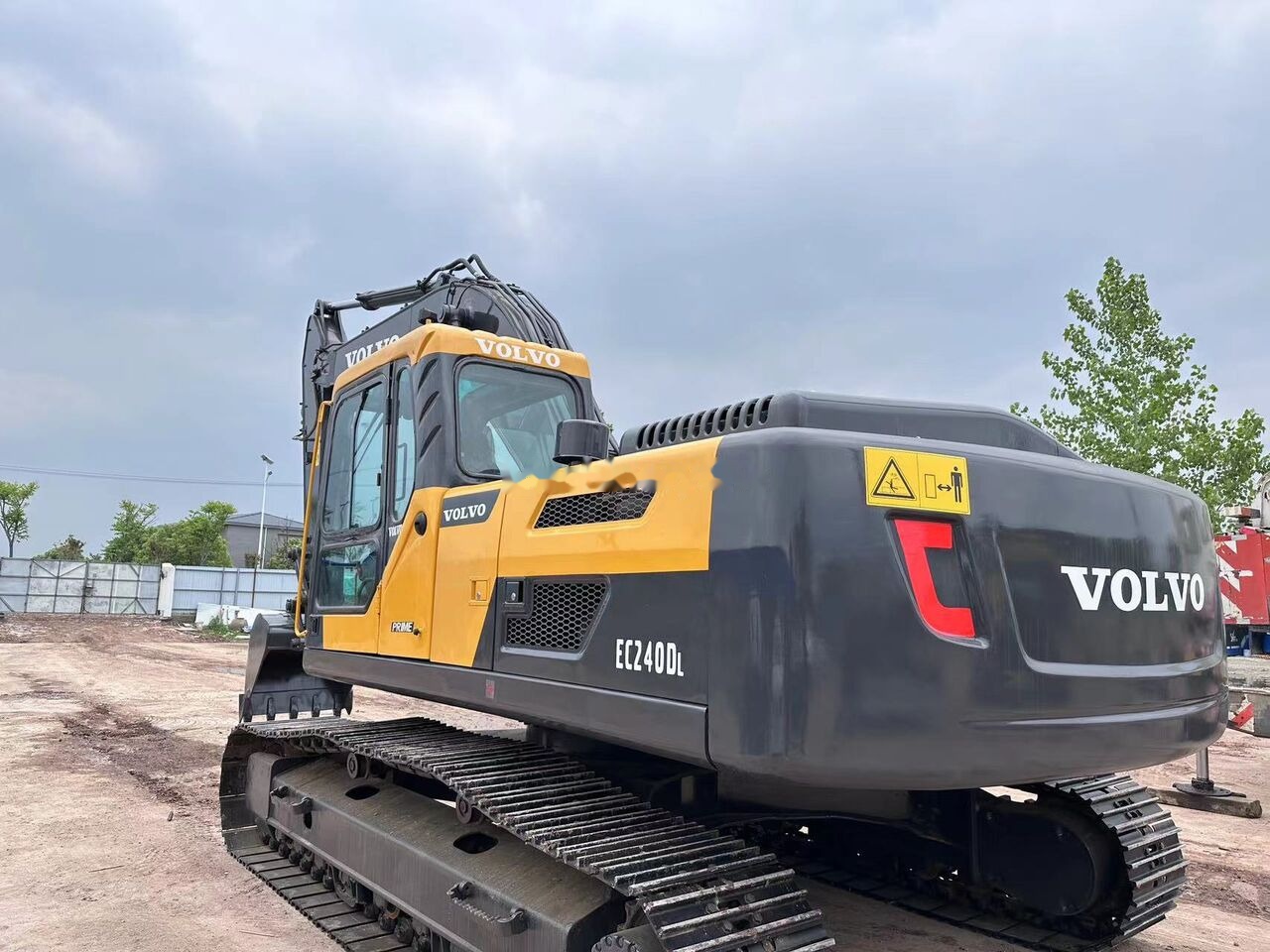 Volvo EC240 - Гусеничний екскаватор: фото 2 Volvo EC240 - Гусеничний екскаватор: фото 2