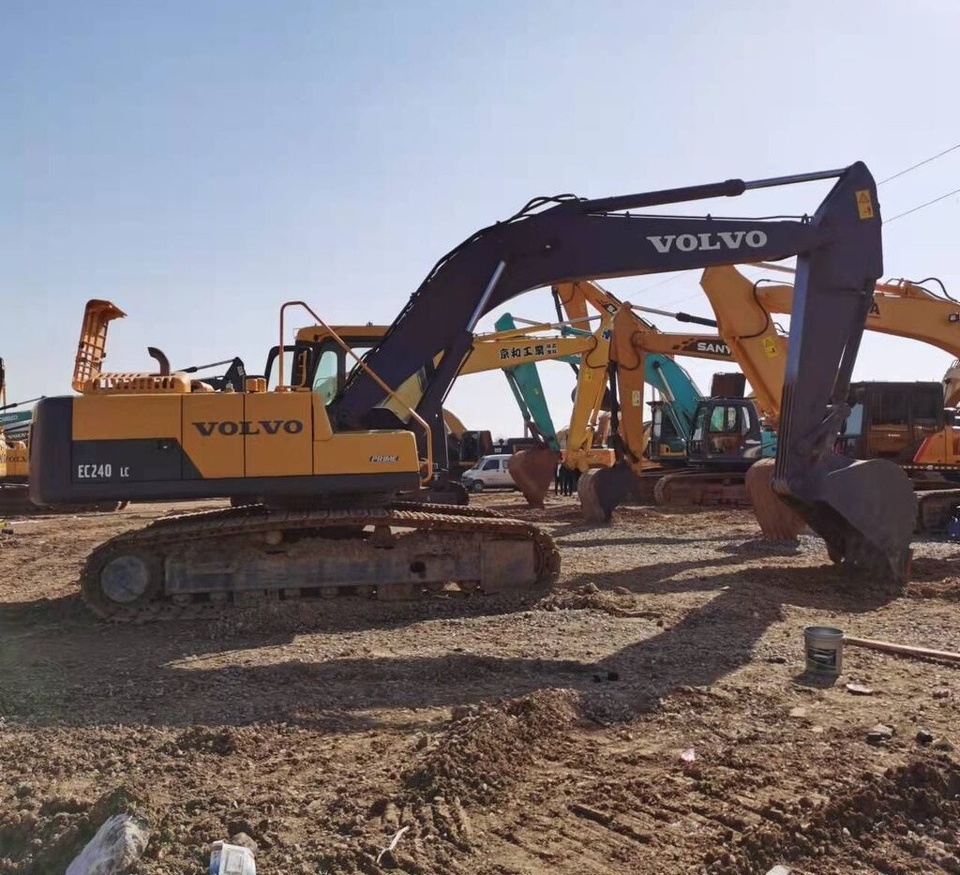 Volvo EC240LC - Гусеничний екскаватор: фото 4 Volvo EC240LC - Гусеничний екскаватор: фото 4