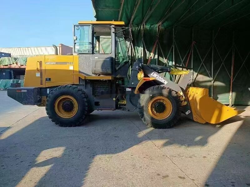 XCMG LW300KN - Колісний навантажувач: фото 3 XCMG LW300KN - Колісний навантажувач: фото 3