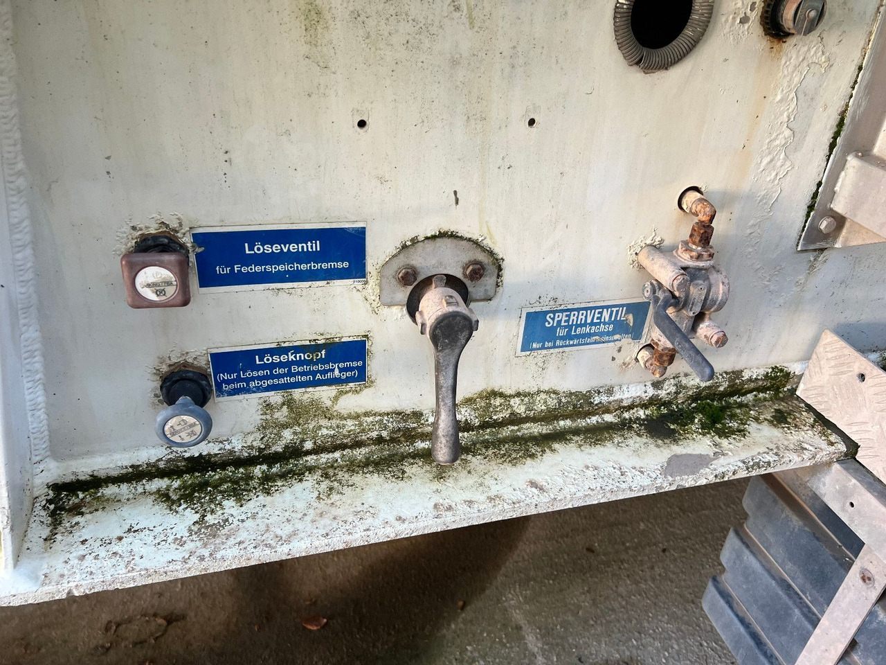 Feldbinder EUT 46,3 - Напівпричіп цистерна для сипучих вантажів: фото 2 Feldbinder EUT 46,3 - Напівпричіп цистерна для сипучих вантажів: фото 2