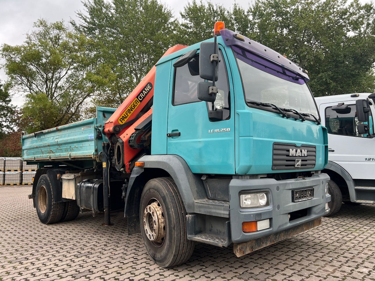 MAN 18.250 Palfinger 11502 - Самоскид вантажівка, Вантажівка з маніпулятором: фото 2 MAN 18.250 Palfinger 11502 - Самоскид вантажівка, Вантажівка з маніпулятором: фото 2