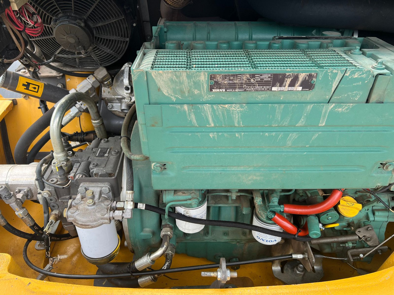 Volvo L 28 F kein 30 oder 35 - Колісний навантажувач: фото 4 Volvo L 28 F kein 30 oder 35 - Колісний навантажувач: фото 4