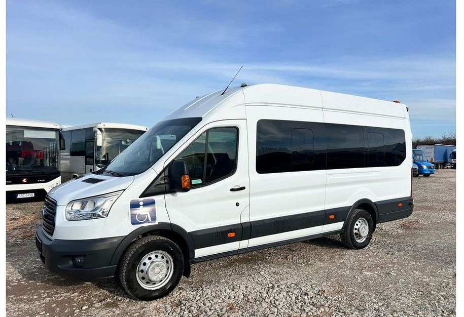 Мікроавтобус, Пасажирський фургон Ford Transit: фото 10
