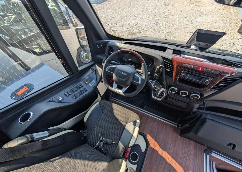 Новий Мікроавтобус, Пасажирський фургон Iveco Daily 70C21: фото 18