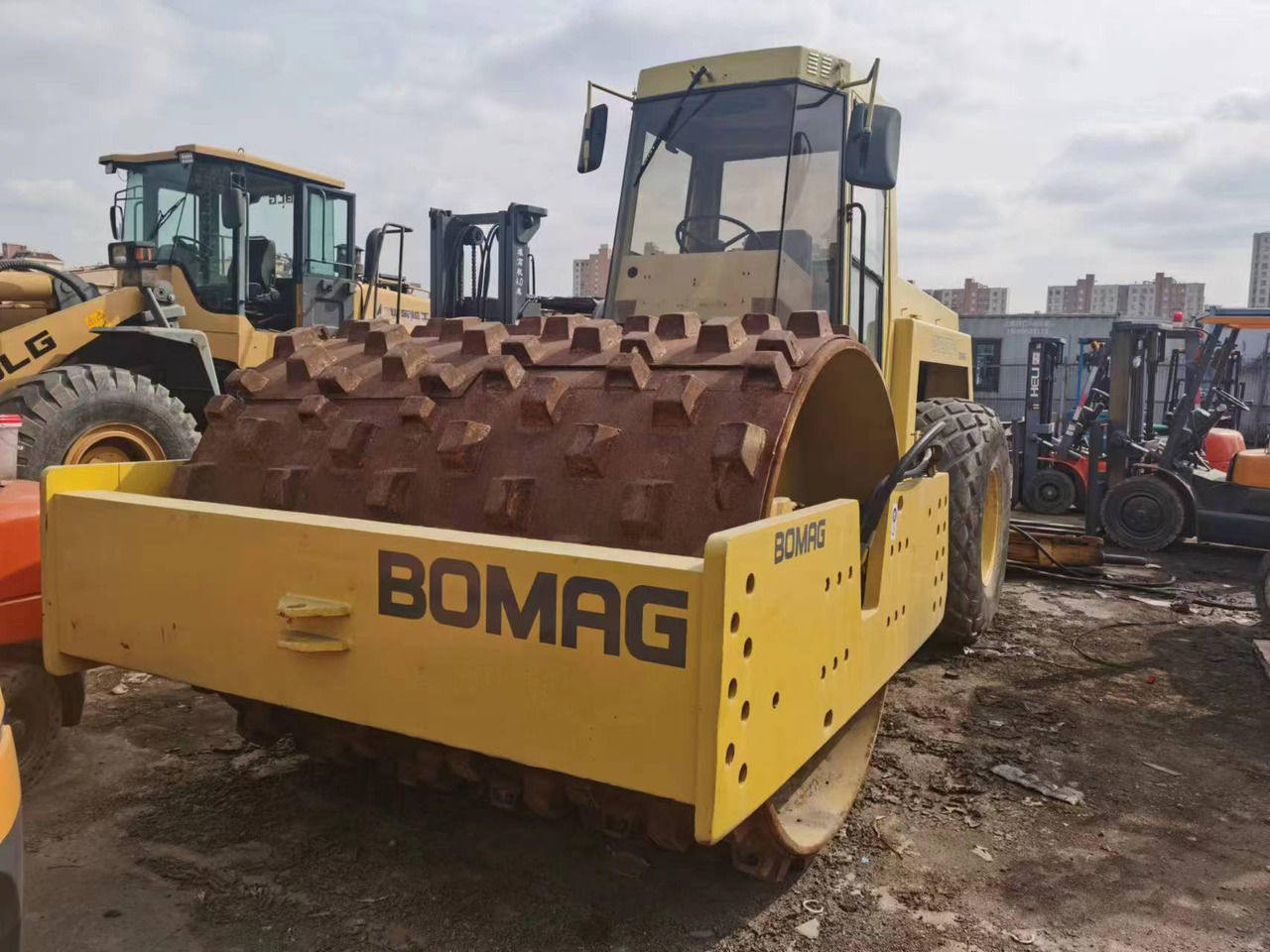 BOMAG BW217D-2 - Компактор: фото 4 BOMAG BW217D-2 - Компактор: фото 4