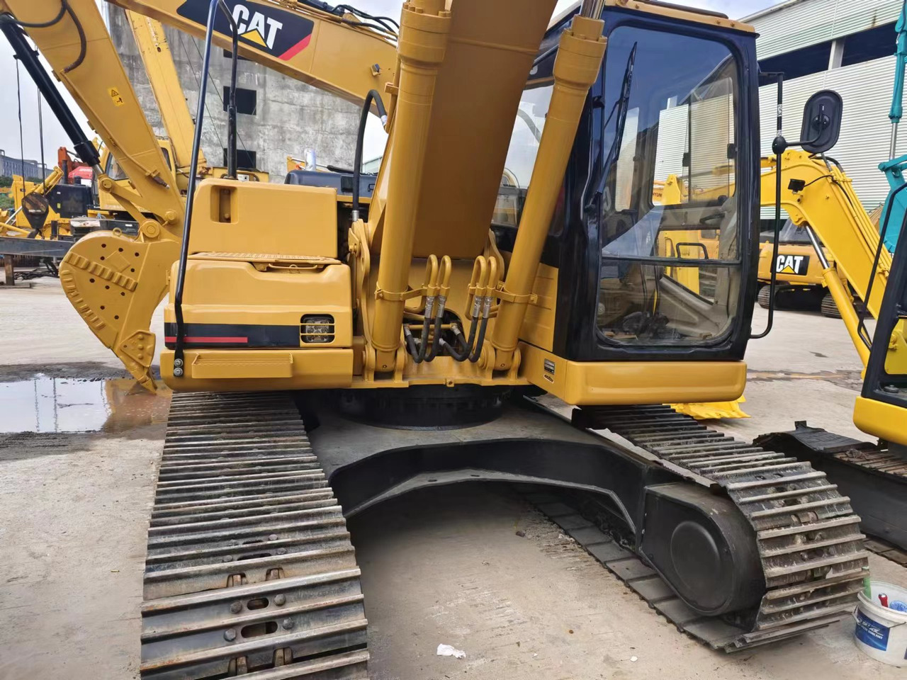 CATERPILLAR 320BL - Гусеничний екскаватор: фото 2 CATERPILLAR 320BL - Гусеничний екскаватор: фото 2