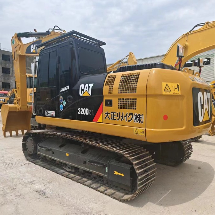 CATERPILLAR 320DL - Гусеничний екскаватор: фото 1 CATERPILLAR 320DL - Гусеничний екскаватор: фото 1