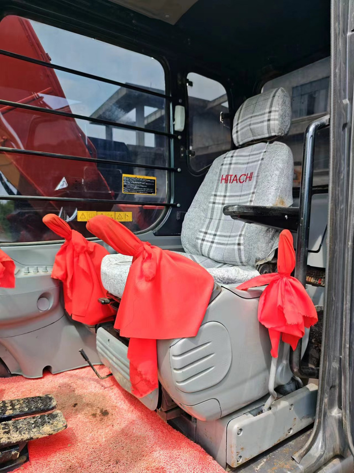 HITACHI EX120-5 - Гусеничний екскаватор: фото 5 HITACHI EX120-5 - Гусеничний екскаватор: фото 5