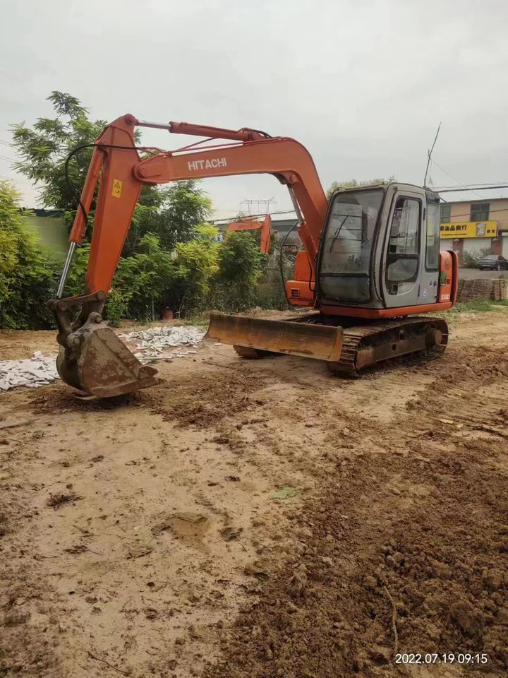 HITACHI EX60-5 - Міні-екскаватор: фото 3 HITACHI EX60-5 - Міні-екскаватор: фото 3