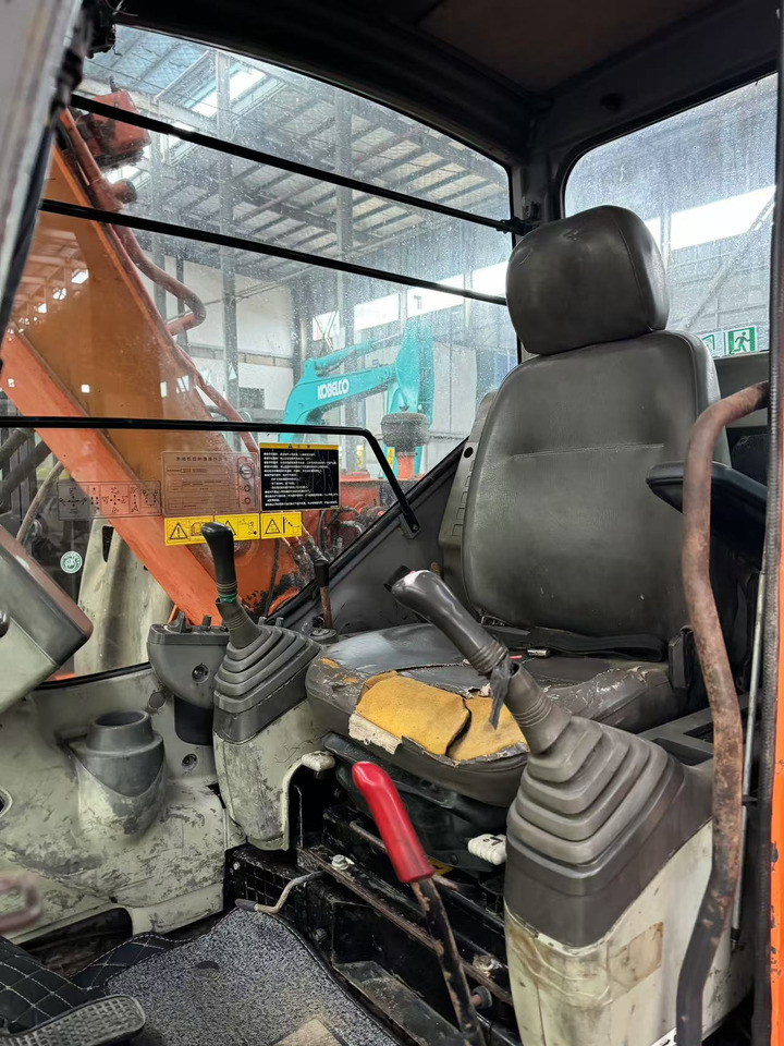 HITACHI ZX70 JAPAN SURPLUS - Міні-екскаватор: фото 4 HITACHI ZX70 JAPAN SURPLUS - Міні-екскаватор: фото 4