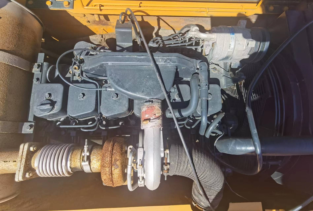 HYUNDAI ROBEX 210W-9 - Колісний екскаватор: фото 4 HYUNDAI ROBEX 210W-9 - Колісний екскаватор: фото 4