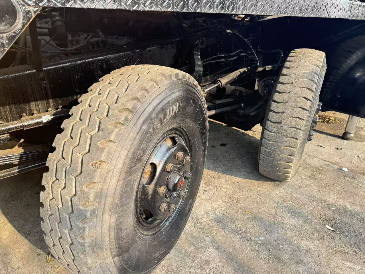 KATO NK400E - Автокран: фото 5 KATO NK400E - Автокран: фото 5