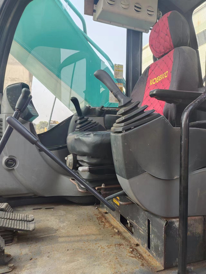 KOBELCO SK350LC-8 - Гусеничний екскаватор: фото 4 KOBELCO SK350LC-8 - Гусеничний екскаватор: фото 4