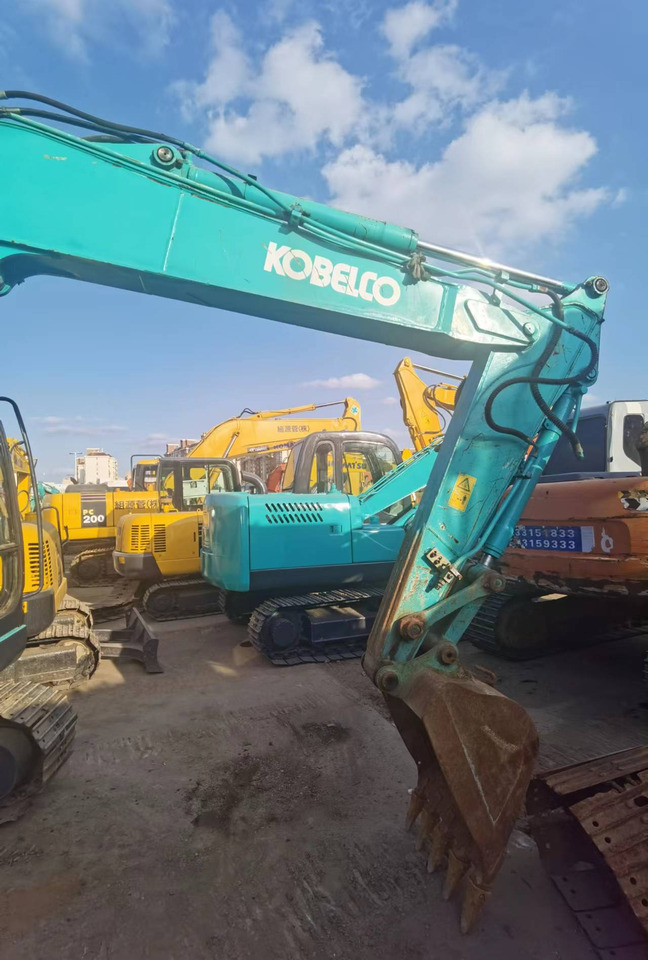 KOBELCO SK75 - Міні-екскаватор: фото 2 KOBELCO SK75 - Міні-екскаватор: фото 2