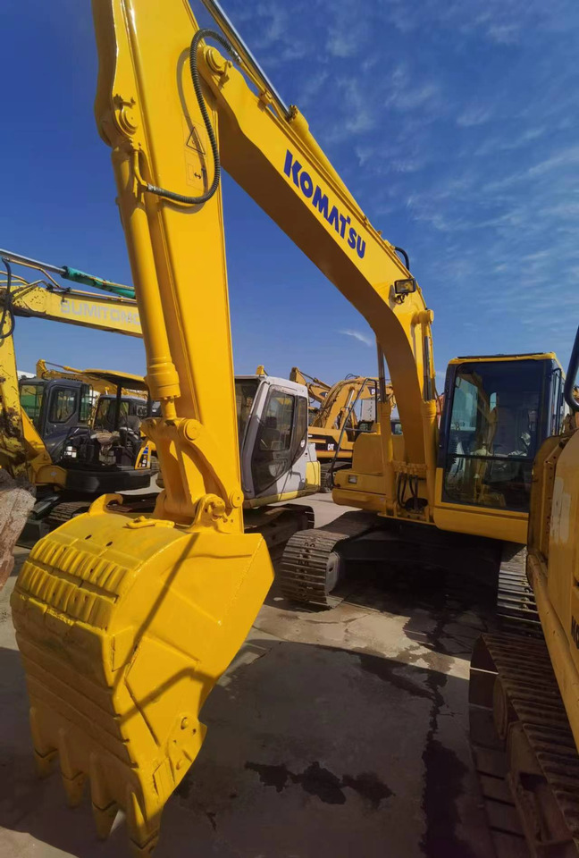 KOMATSU PC130-7 - Гусеничний екскаватор: фото 4 KOMATSU PC130-7 - Гусеничний екскаватор: фото 4