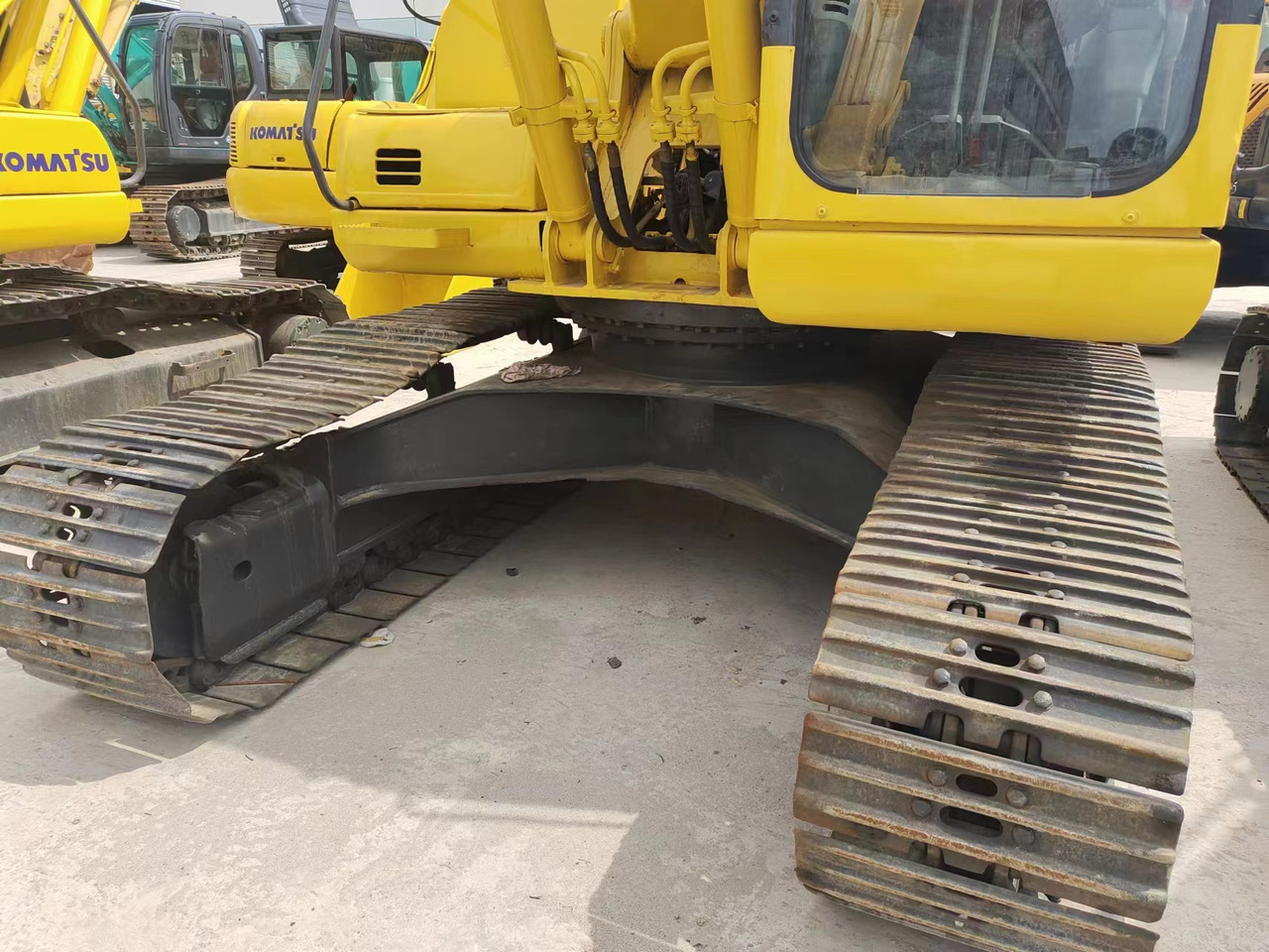 KOMATSU PC200-7 - Гусеничний екскаватор: фото 5 KOMATSU PC200-7 - Гусеничний екскаватор: фото 5