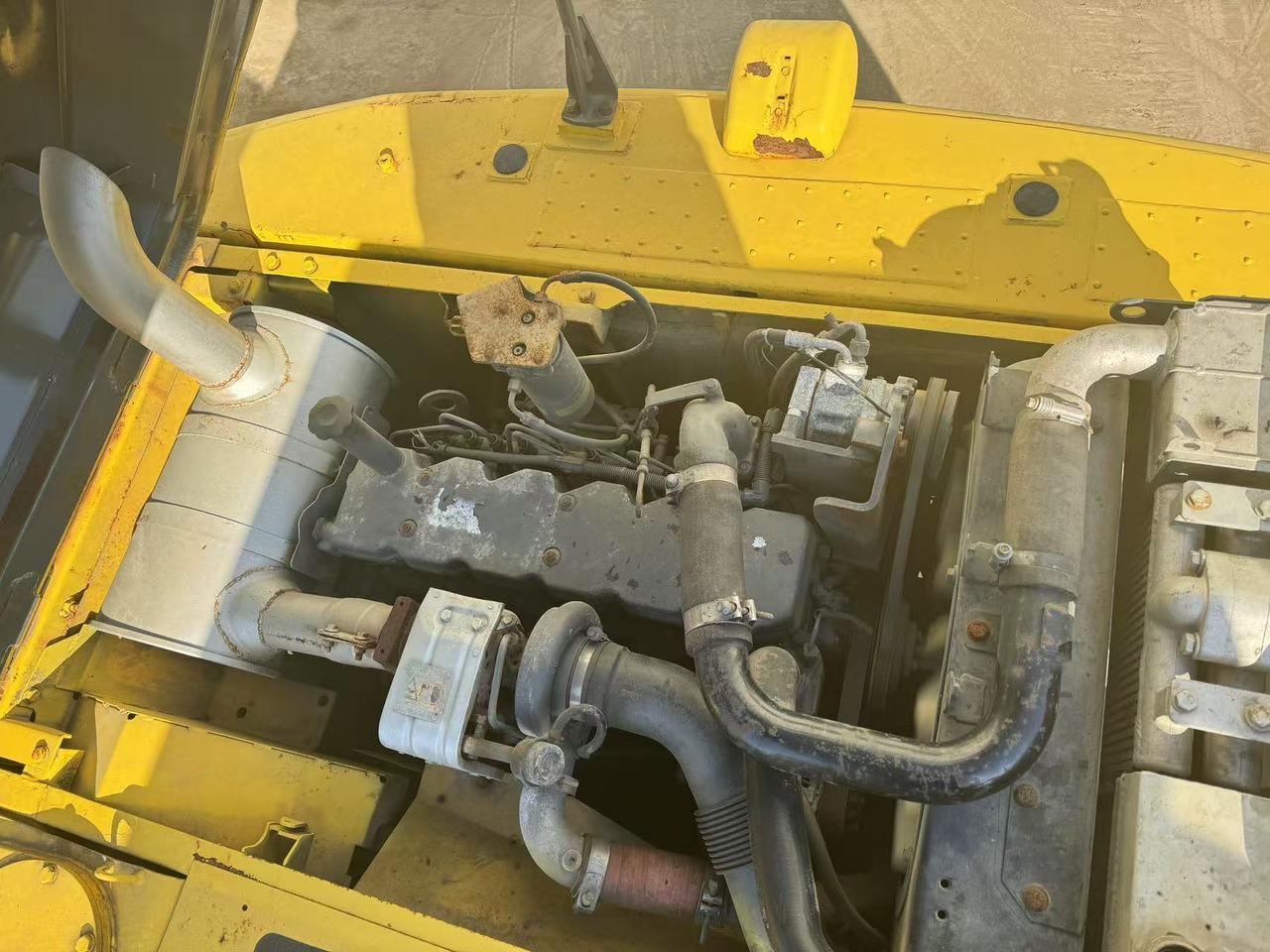 KOMATSU PC200-8 - Гусеничний екскаватор: фото 5 KOMATSU PC200-8 - Гусеничний екскаватор: фото 5