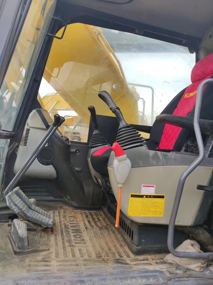 KOMATSU PC200-8 - Гусеничний екскаватор: фото 4 KOMATSU PC200-8 - Гусеничний екскаватор: фото 4