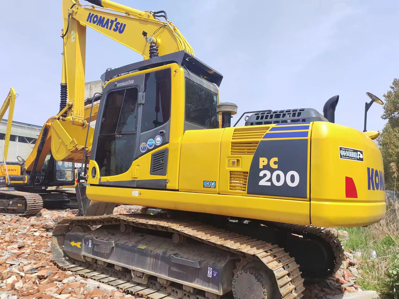 KOMATSU PC200-8 - Гусеничний екскаватор: фото 1 KOMATSU PC200-8 - Гусеничний екскаватор: фото 1
