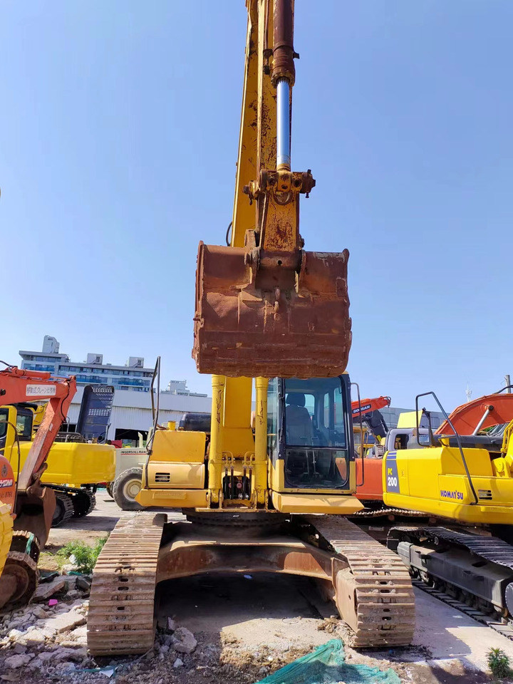 KOMATSU PC300-7 - Гусеничний екскаватор: фото 3 KOMATSU PC300-7 - Гусеничний екскаватор: фото 3