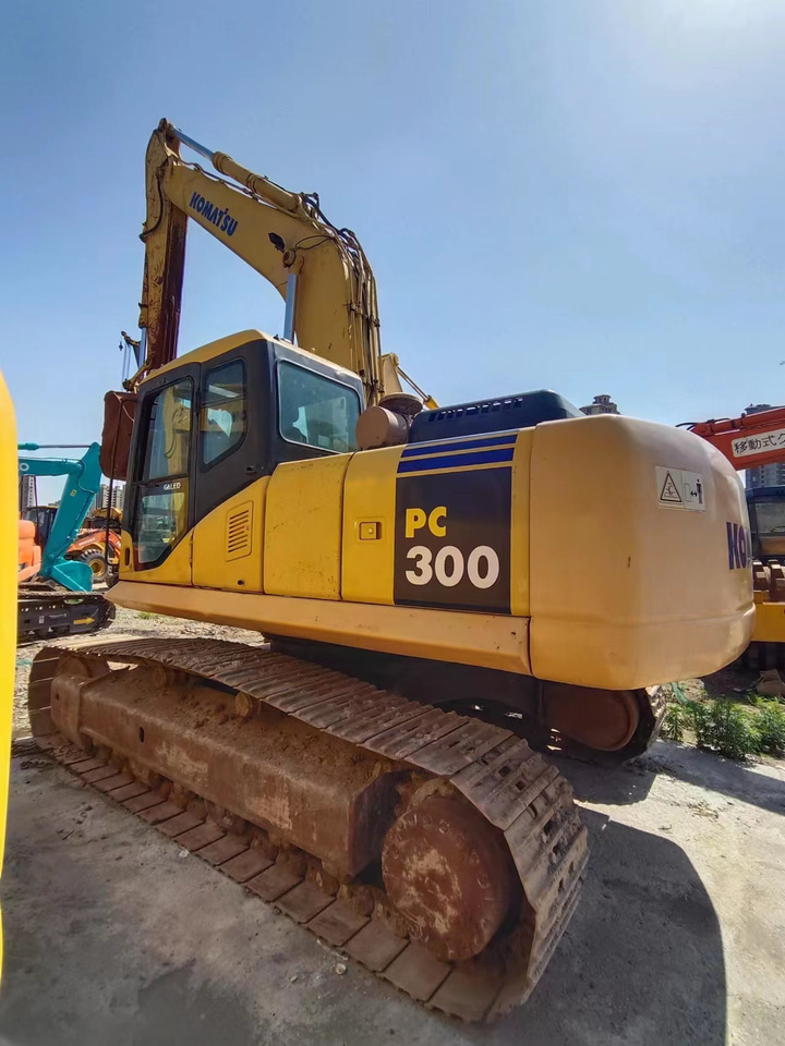 KOMATSU PC300-7 - Гусеничний екскаватор: фото 4 KOMATSU PC300-7 - Гусеничний екскаватор: фото 4