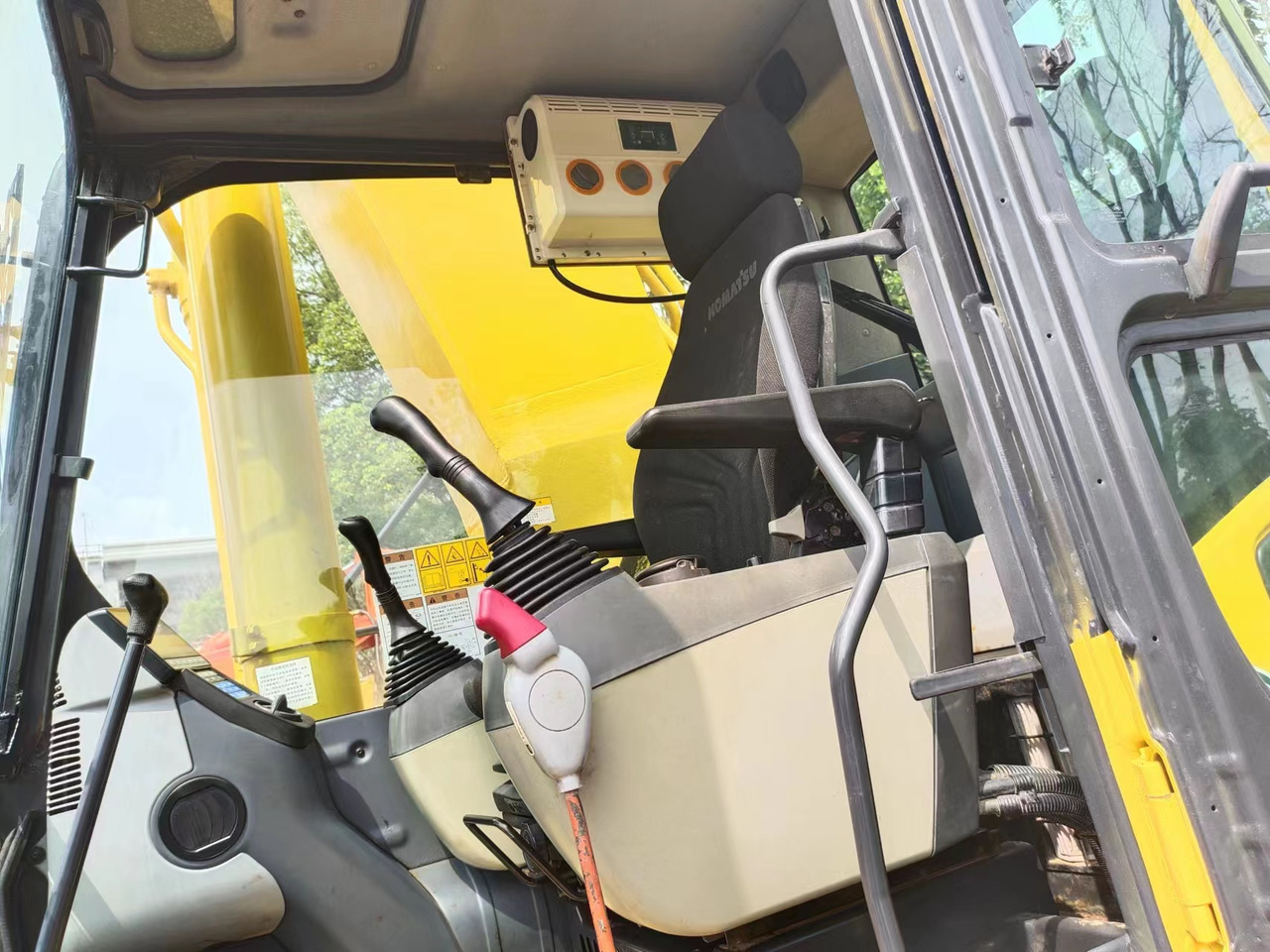 KOMATSU PC400-8 - Гусеничний екскаватор: фото 4 KOMATSU PC400-8 - Гусеничний екскаватор: фото 4