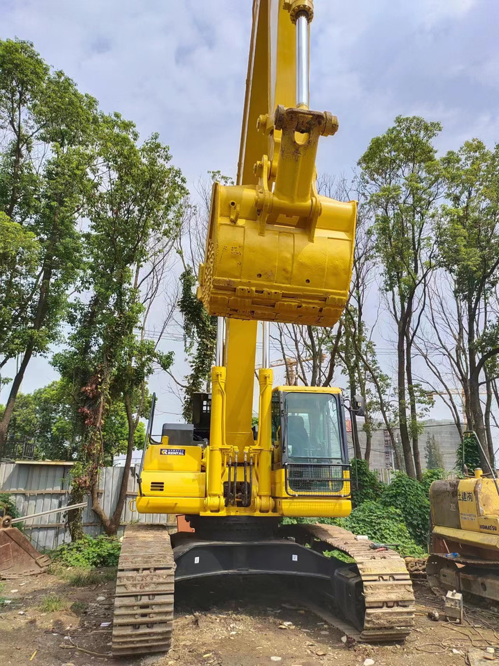 KOMATSU PC400-8R - Гусеничний екскаватор: фото 1 KOMATSU PC400-8R - Гусеничний екскаватор: фото 1