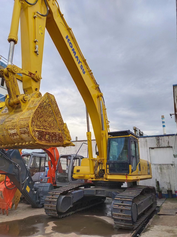 KOMATSU PC450-8 - Гусеничний екскаватор: фото 2 KOMATSU PC450-8 - Гусеничний екскаватор: фото 2