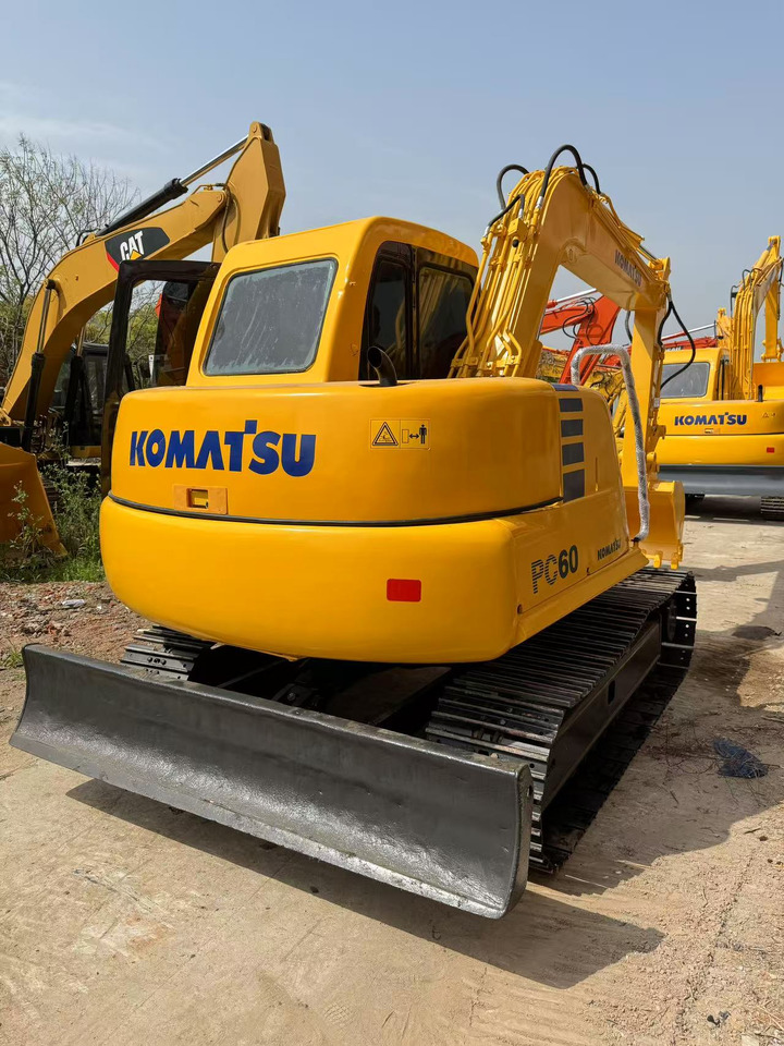KOMATSU PC60-7 - Міні-екскаватор: фото 3 KOMATSU PC60-7 - Міні-екскаватор: фото 3