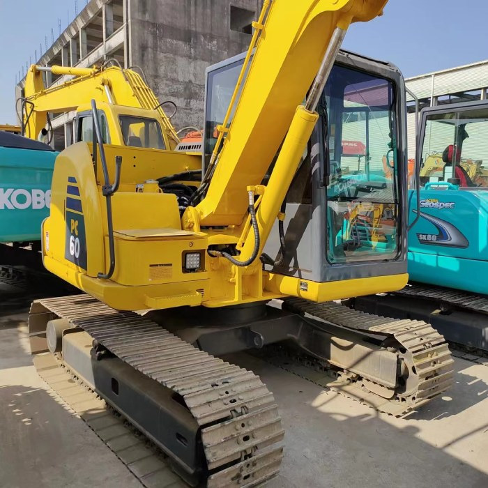 KOMATSU PC60-8 - Міні-екскаватор: фото 1 KOMATSU PC60-8 - Міні-екскаватор: фото 1