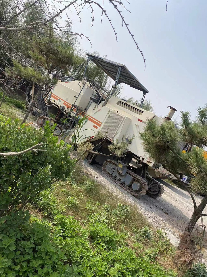 WIRTGEN 1900 - Дорожня фреза: фото 2 WIRTGEN 1900 - Дорожня фреза: фото 2