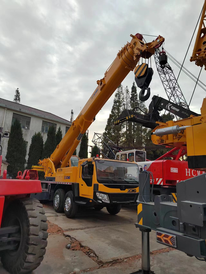 XCMG QY70K good condition QY25K QY50K QY100K QY130K China brand mobile crane - Автокран: фото 4 XCMG QY70K good condition QY25K QY50K QY100K QY130K China brand mobile crane - Автокран: фото 4
