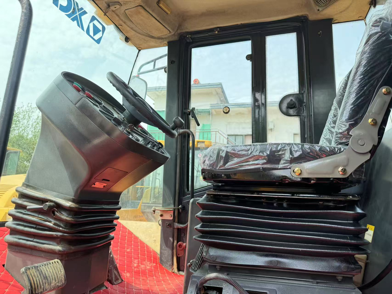 XCMG XS143J - Дорожній каток: фото 5 XCMG XS143J - Дорожній каток: фото 5