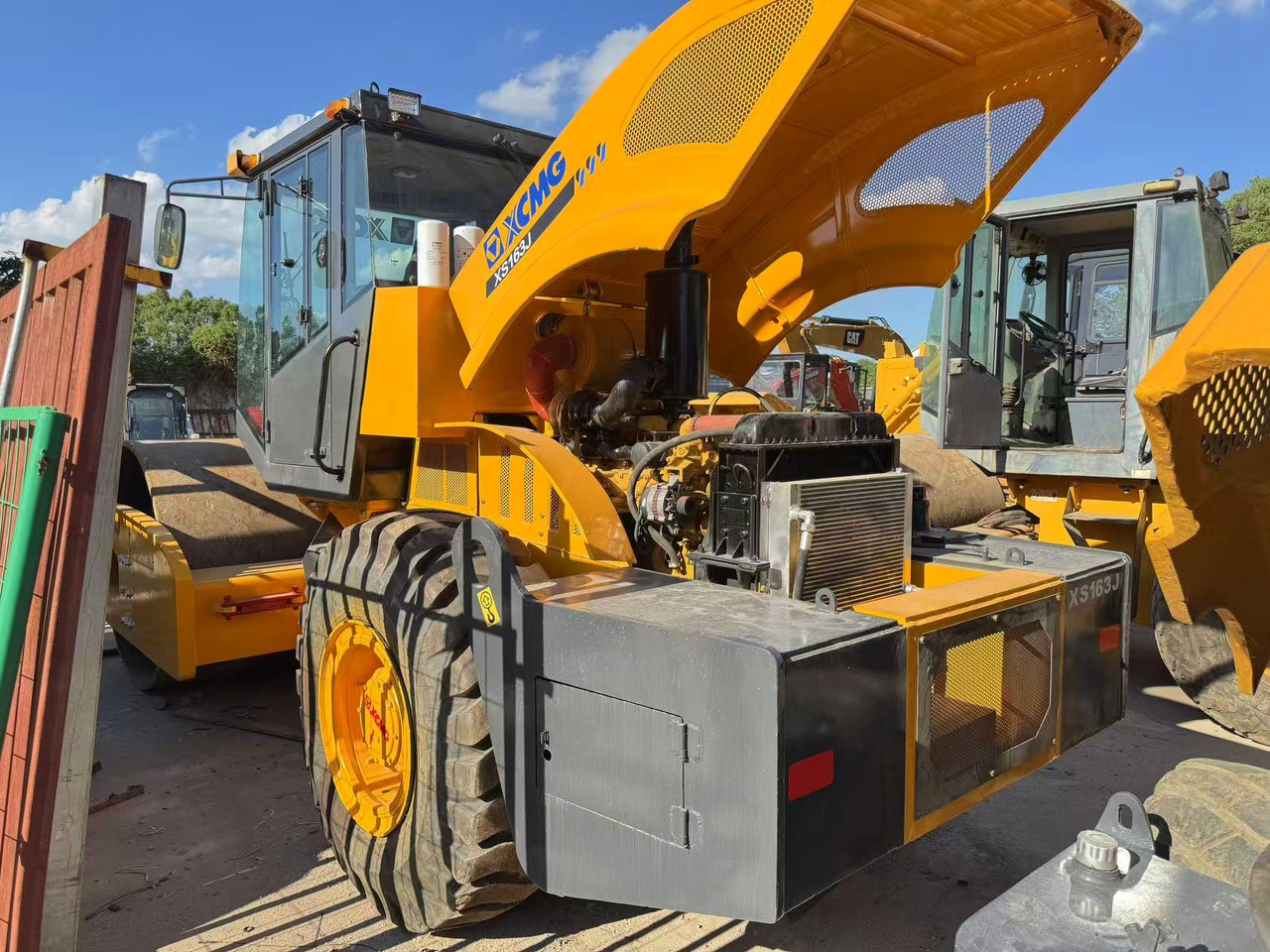 XCMG XS163J - Дорожній каток: фото 2 XCMG XS163J - Дорожній каток: фото 2